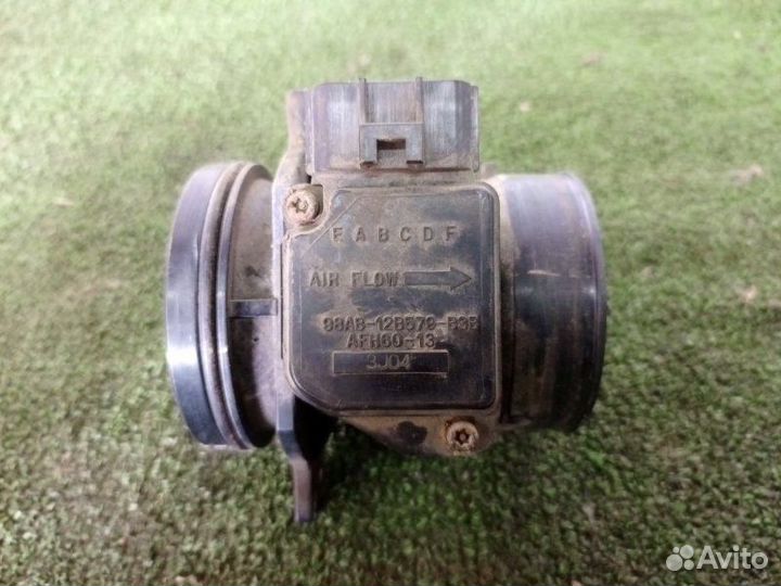 Датчик массового расхода воздуха Ford Focus 1