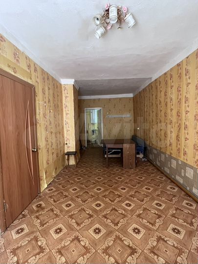 2-к. квартира, 47 м², 1/2 эт.