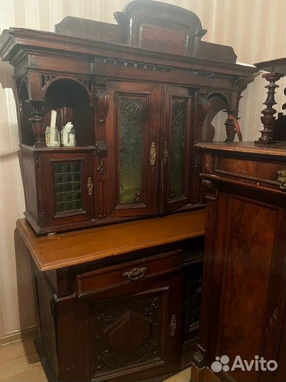 Старинный буфет