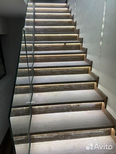 Подсветка лестницы. Умный свет