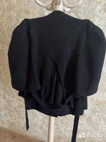 Костюм женский, юбка и пиджак