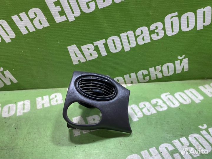 Дефлектор воздушный Ford Focus 1