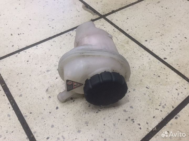 Бачок расширительный Mercedes C-Class W205