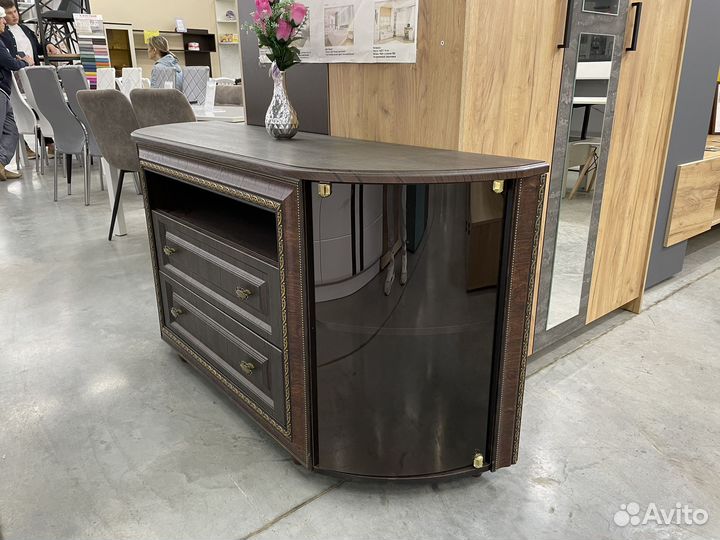 Тумба под тв