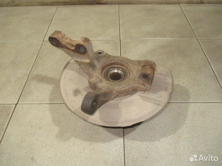 Кулак поворотный П/Л Mitsubishi Outlander XL