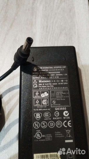 Блок питания для ноутбука 20В, 4.5А
