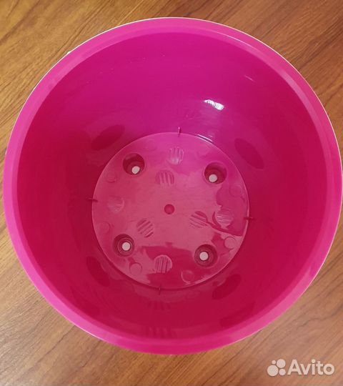 Кашпо с дренажной системой