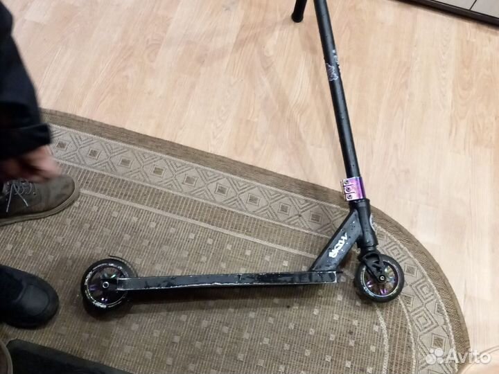 Продаю самокат трюковой