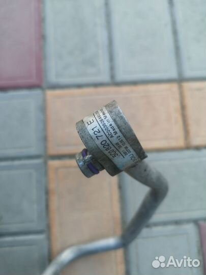 Трубка кондиционера под ремонт