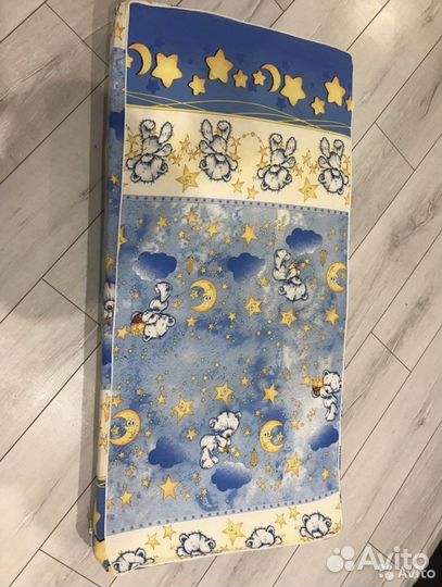 Матрас в деткую кроватку