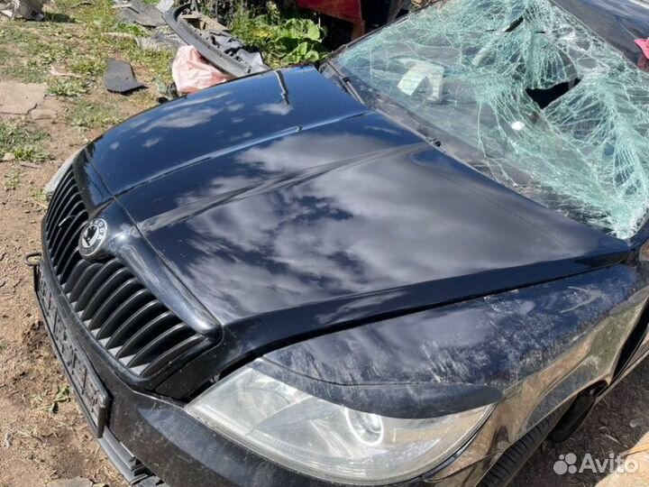 Капот Skoda Octavia A5 2013