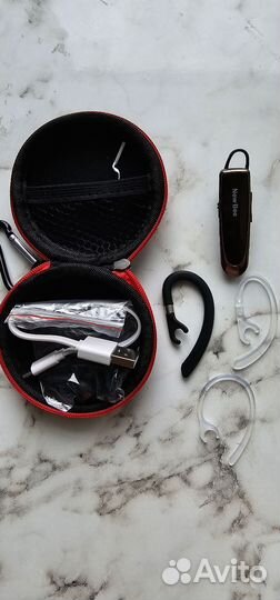 Продам Bluetooth гарнитуру