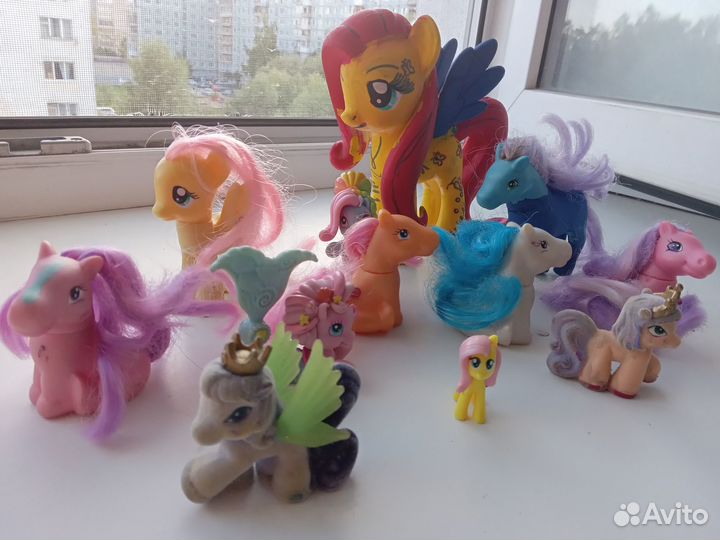 Лошадки маленькие-пони