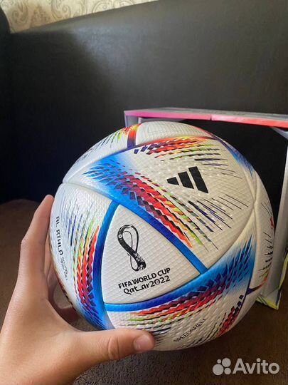 Мяч футбольный adidas WC22 Rihla PRO
