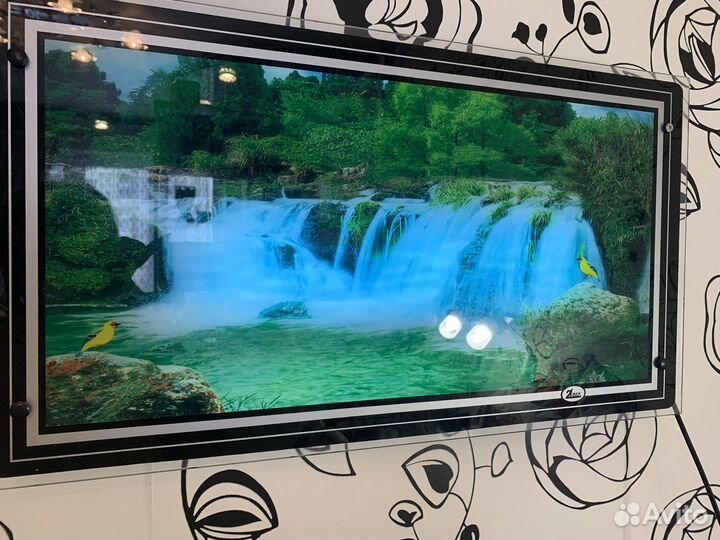 Картина со звуком водопада и пением птиц