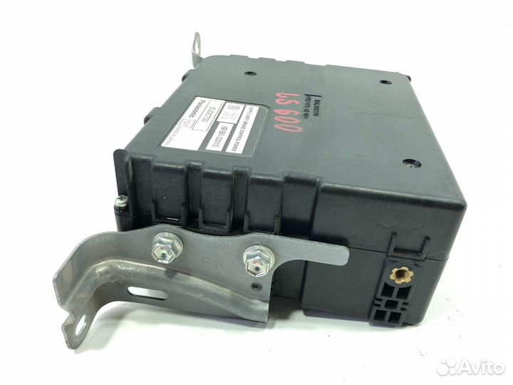 Блок управления тормозами Lexus Ls600H UVF45