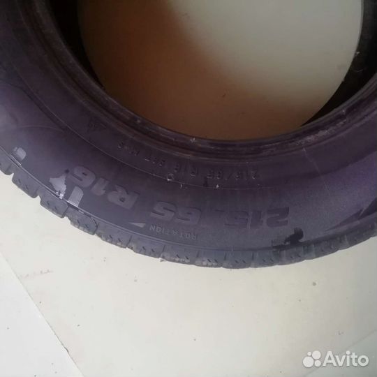 Formula Ice 215/65 R16