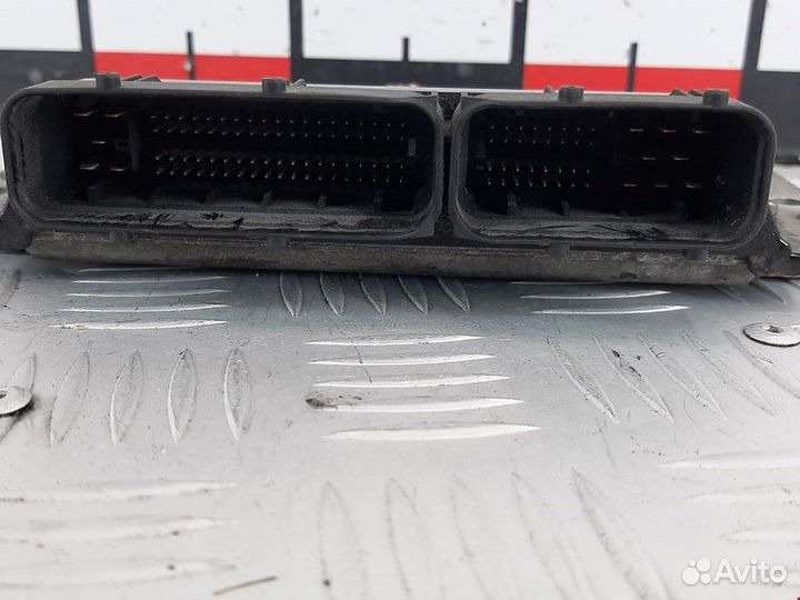 Блок управления двигателем Nissan Note E11 2007