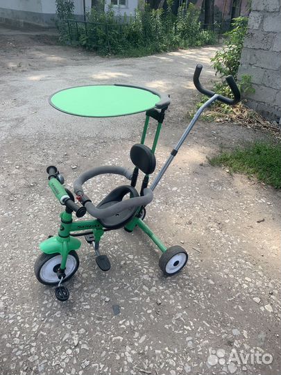 Детский велосипед трехколесный с ручкой
