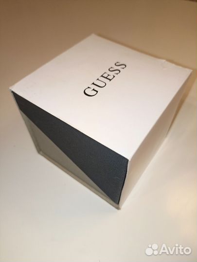 Часы наручные женские Guess