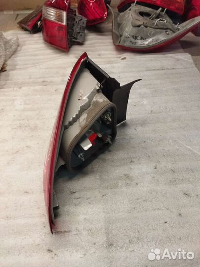 Фонарь правый наруж Mondeo 4 06-10 7s7113404a