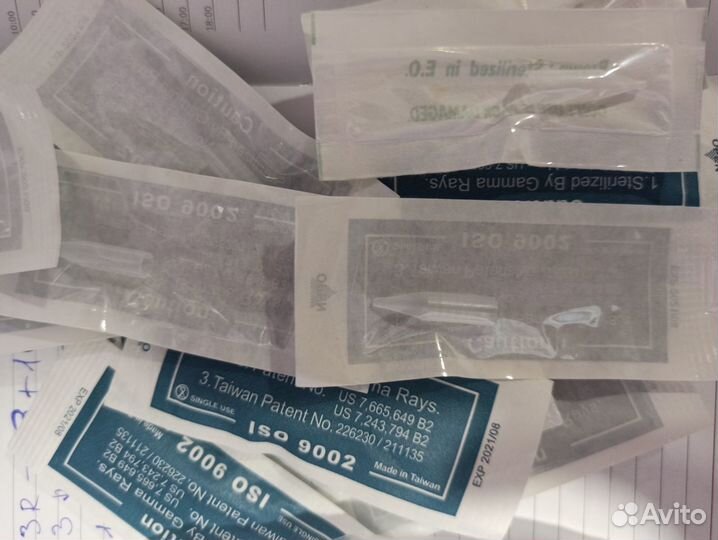 Много.Расходные материалы.Иглы и колпачки