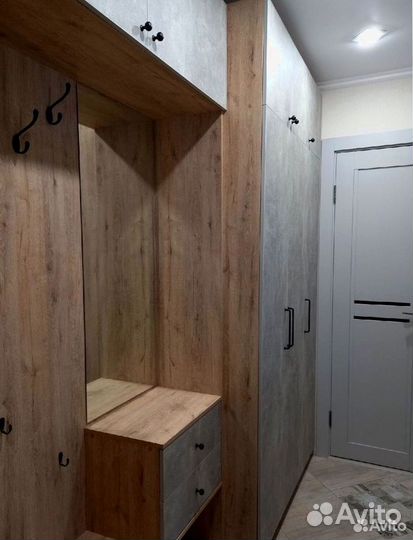 Шкаф в прихожую от фабрики мебели