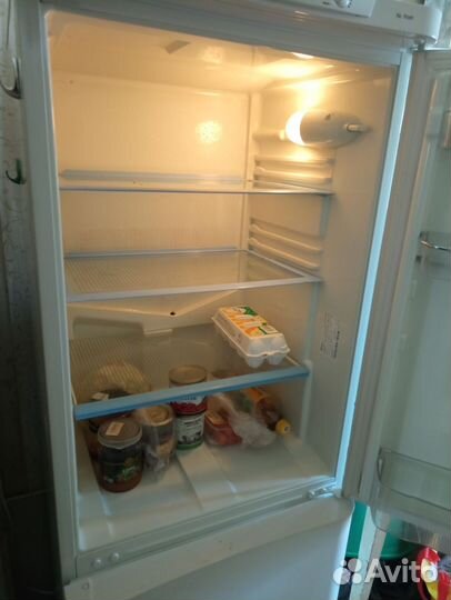 Холодильник бу Indesit