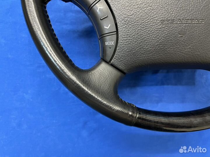 Оригинальный руль с косточкой Toyota Prado 120