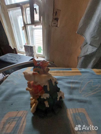 Копилка небольшая