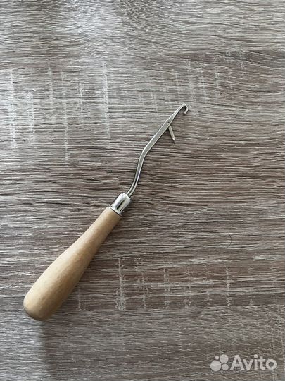 Крючок для вязания ковров