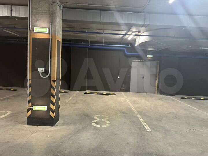 Машиноместо, 15 м²