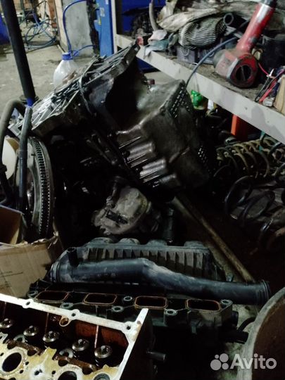 Продам двигатель на гольф 5 blf 1.6 на запчасти