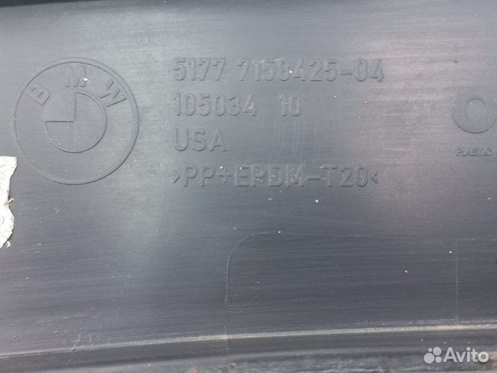 Молдинг на крыло задний левый Bmw X5 E70 N62N 2007