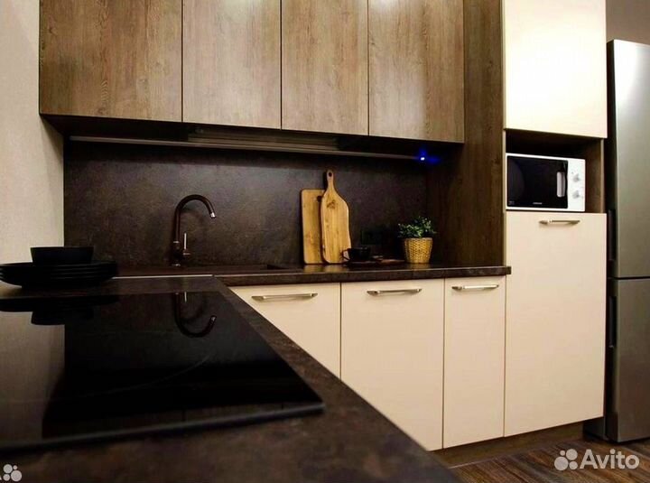 Кухонный гарнитур угловой в потолок на заказ