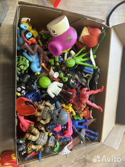 Игрушки разные