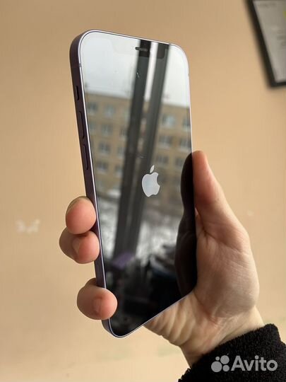 iPhone 12, 64 ГБ