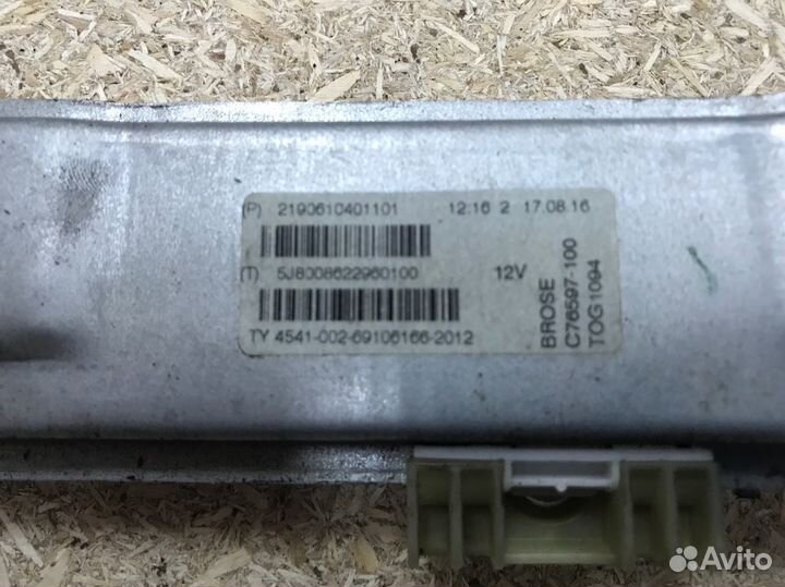 Стеклоподъемник LADA granta