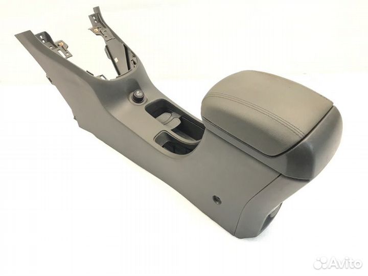 Подлокотник Chevrolet Cruze седан 1.8 2010