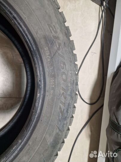 Pirelli Ice Zero 2 215/60 R17 100T