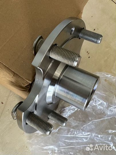 Ступица передняя на Соболь газ-2217 4х4