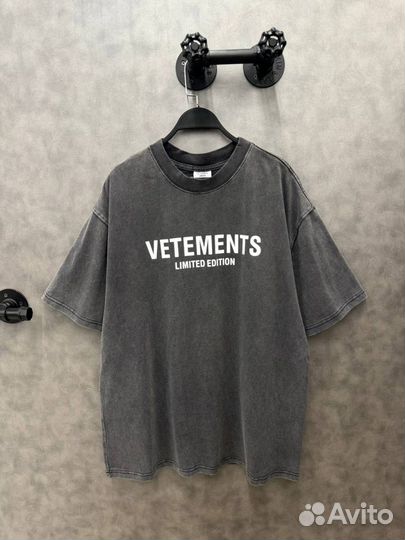 Футболка - Vetements - limited edition