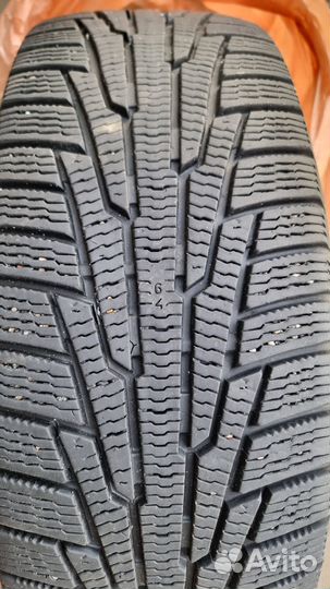 Nokian Tyres Hakkapeliitta R 215/60 R17 100R