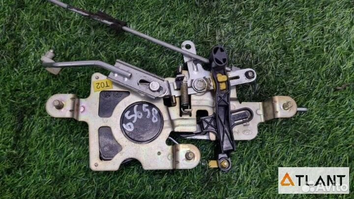 Замок багажника hyundai grand starex