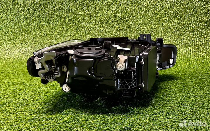 Фары F30 LED новые светодиодные