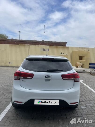 Kia Rio 1.6 AT, 2015, 245 000 км