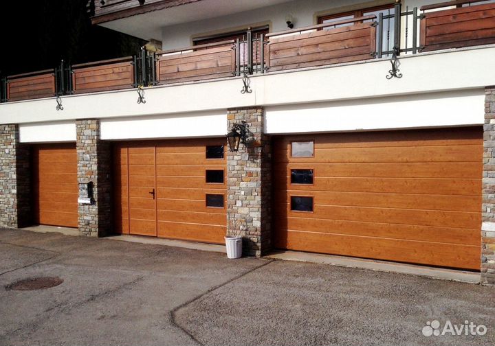 Секционные ворота