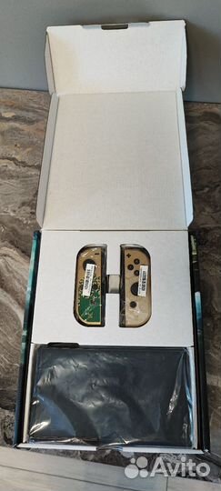 Nintendo switch oled zelda edition