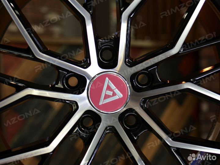 Литые диски R18 на Audi A3. Арт1474