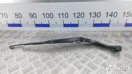 Щеткодержатель лобового стекла jeep cherokee KL (4